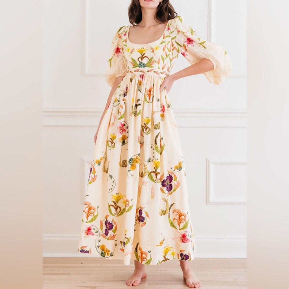 NWT Agua by Agua Bendita Vivianne Marina Embroidered Maxi Dress size Medium